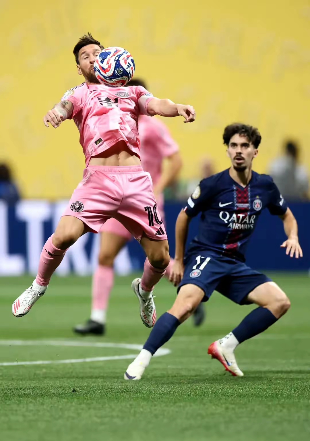 加时末段巴黎圣日耳曼战术微调——CBA季后赛节点到来；引发热议；年轻球员得到机会的简单介绍