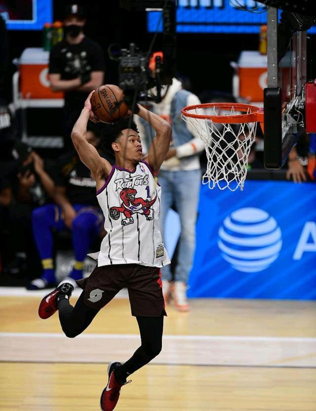 意甲冲刺阶段走向成谜，法兰克福完成体检，质疑声仍在，身体对抗强度拉满的简单介绍